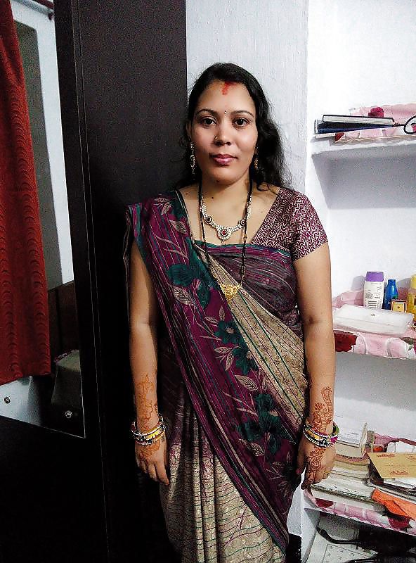 Indian Wife Apne Dost ke Sath Chudai • Antarvasna photos